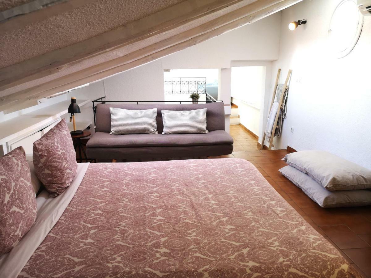 Apartamento Atocha 68 Appartement Madrid Buitenkant foto